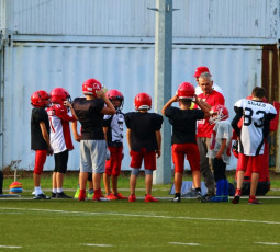 Kickoff für U13: Lübecks erstes Football-Spiel 2020 Kickoff für U13: Lübecks erstes Football-Spiel 2020